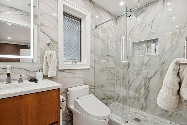 783 Oakleigh Road, North Woodmere, NY 11581