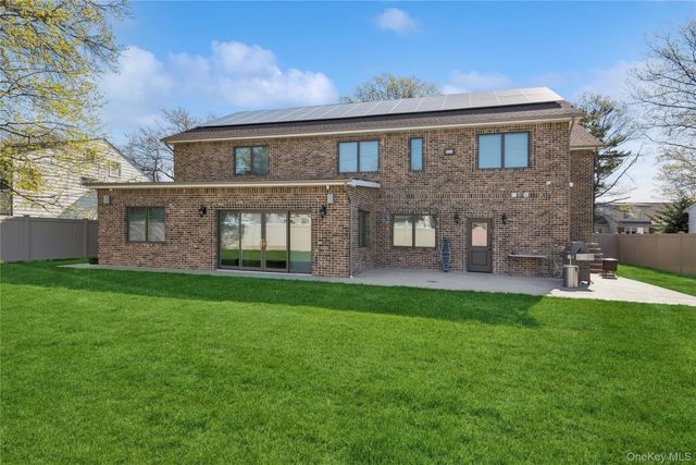 783 Oakleigh Road, North Woodmere, NY 11581