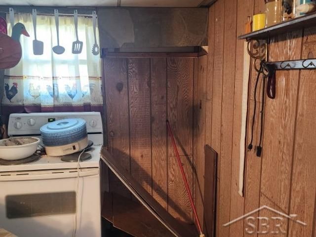 410 5th Street, Three Rivers, MI 49093