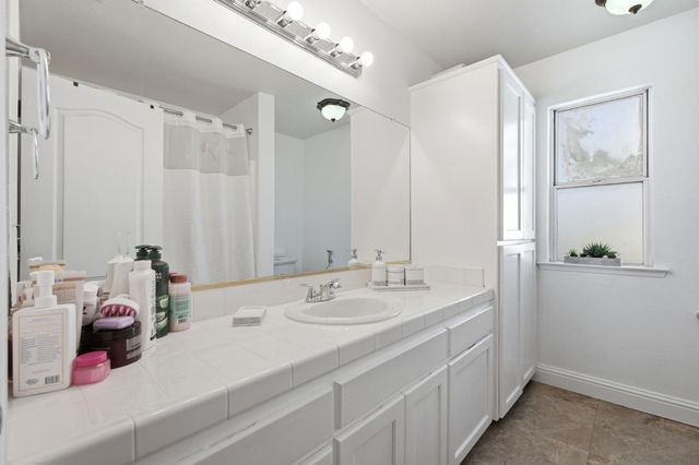 9740 N Whitney Avenue, Fresno, CA 93720