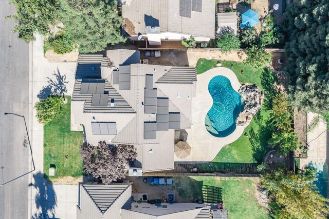 9740 N Whitney Avenue, Fresno, CA 93720