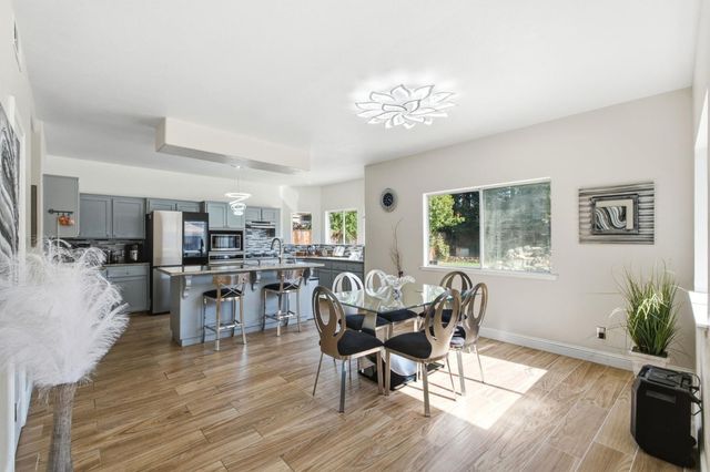9740 N Whitney Avenue, Fresno, CA 93720