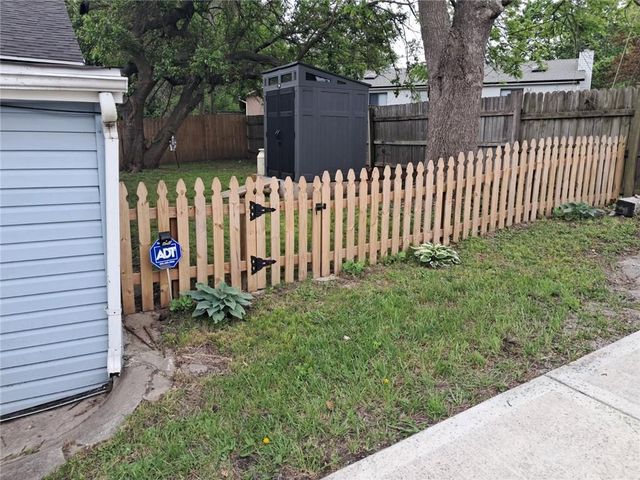 3030 N 75th Terrace, Kansas City, KS 66109