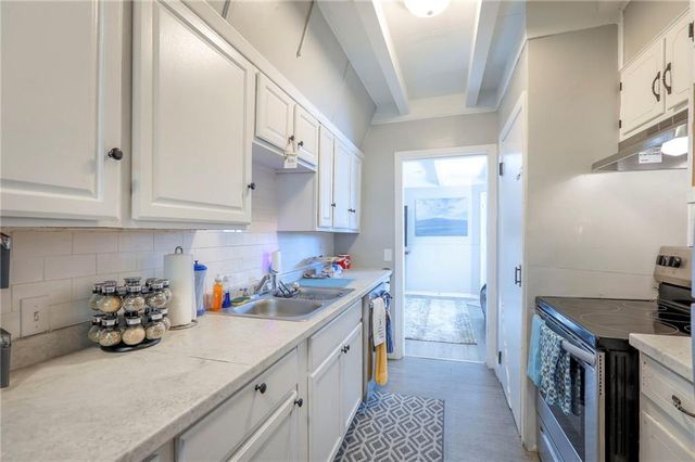 3030 N 75th Terrace, Kansas City, KS 66109