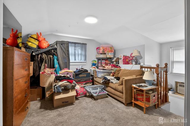 196 Girard Avenue, Franklin, NJ 08873