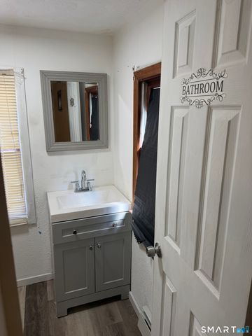 67 Laurel Street, East Hartford, CT 06108