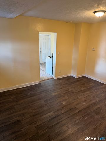 67 Laurel Street, East Hartford, CT 06108