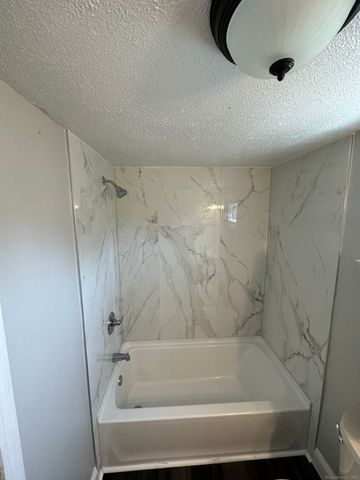 67 Laurel Street, East Hartford, CT 06108