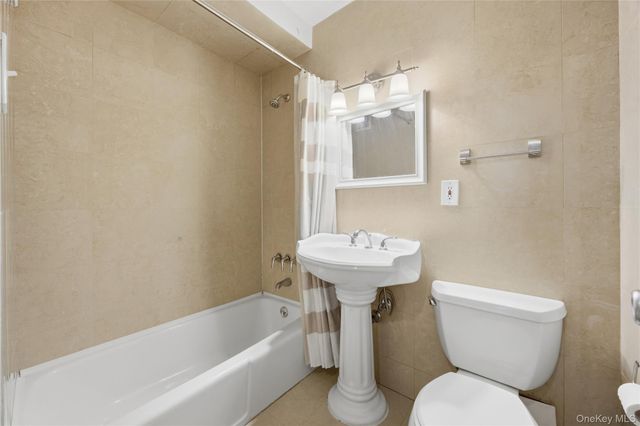 21 Fairview Avenue 426, Tuckahoe, NY 10707