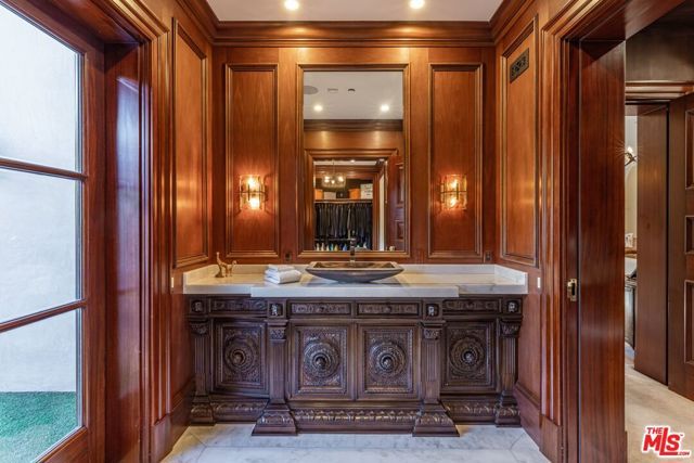 77 Beverly Park Lane, Beverly Hills, CA 90210