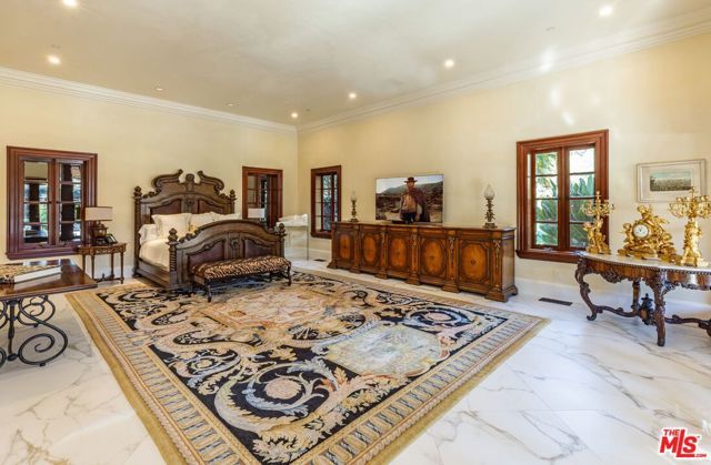 77 Beverly Park Lane, Beverly Hills, CA 90210