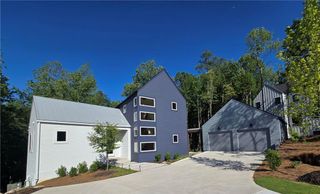 160 Cedarwood Lane, Roswell, GA 30075