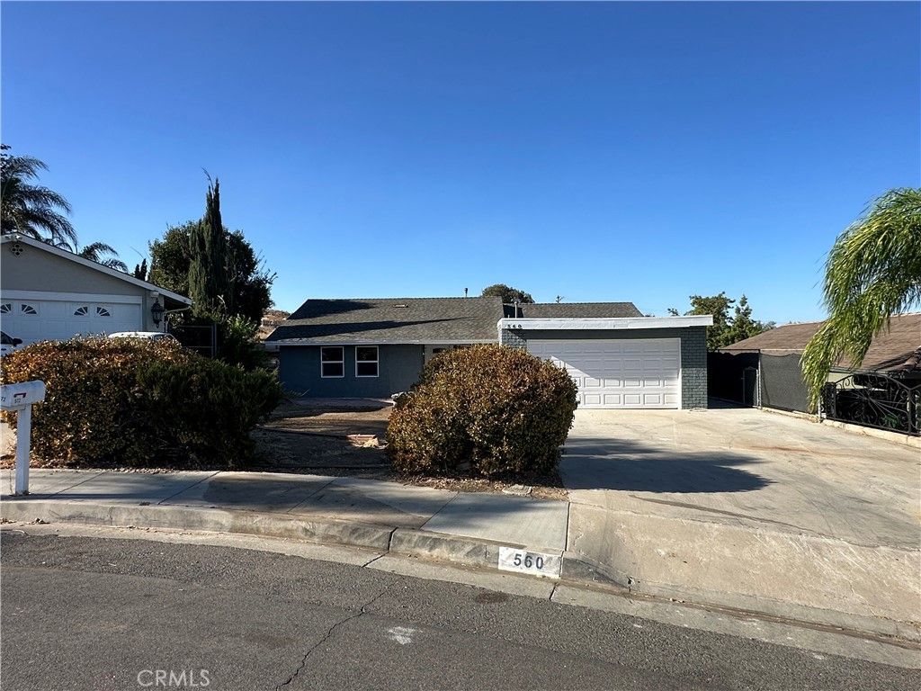 560 W 10th Street, Perris, CA 92570 — exterior