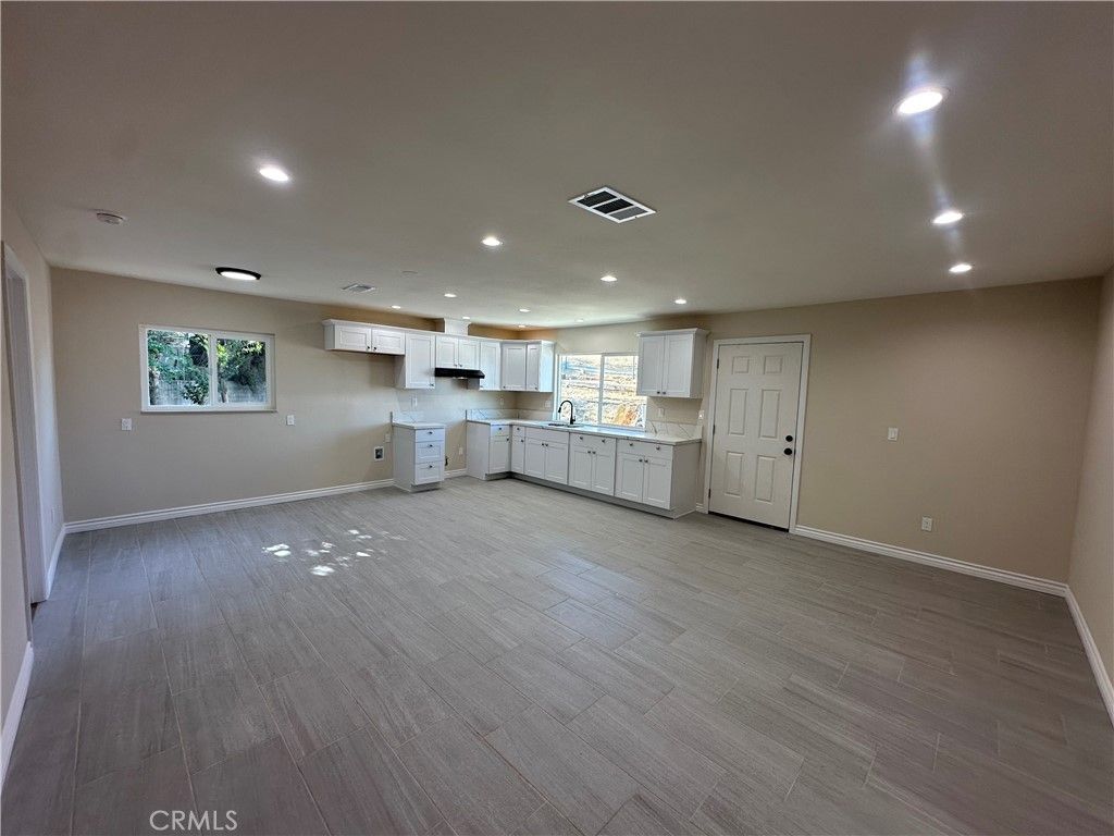 560 W 10th Street, Perris, CA 92570 — photo 4