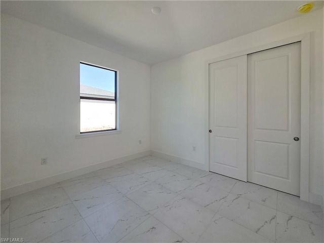 4812 30th ST SW, Lehigh Acres, FL 33973
