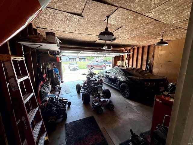 51822 Currant Road, Granger, IN 46530