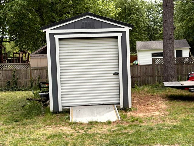 51822 Currant Road, Granger, IN 46530
