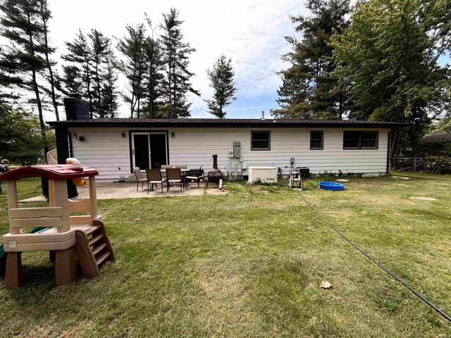 51822 Currant Road, Granger, IN 46530