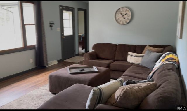 51822 Currant Road, Granger, IN 46530