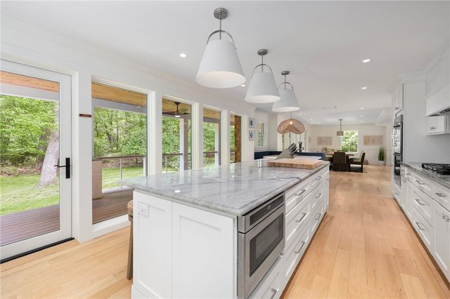 31 Wright Lane, Jamestown, RI 02835