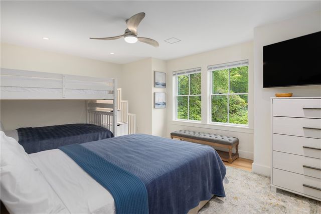 31 Wright Lane, Jamestown, RI 02835