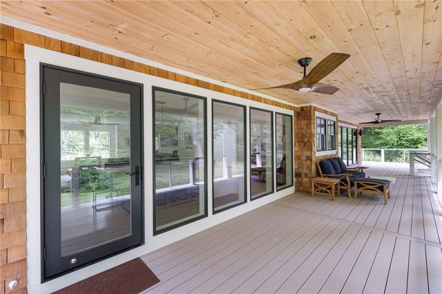 31 Wright Lane, Jamestown, RI 02835