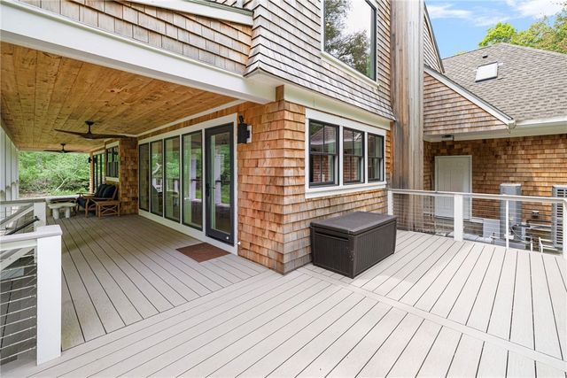 31 Wright Lane, Jamestown, RI 02835