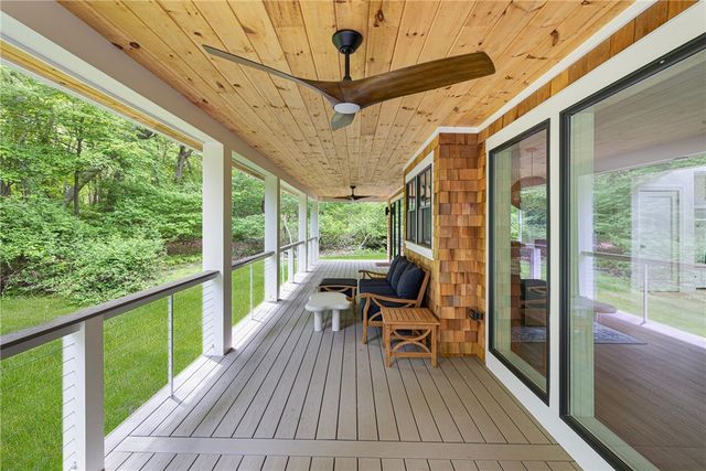 31 Wright Lane, Jamestown, RI 02835
