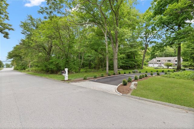31 Wright Lane, Jamestown, RI 02835