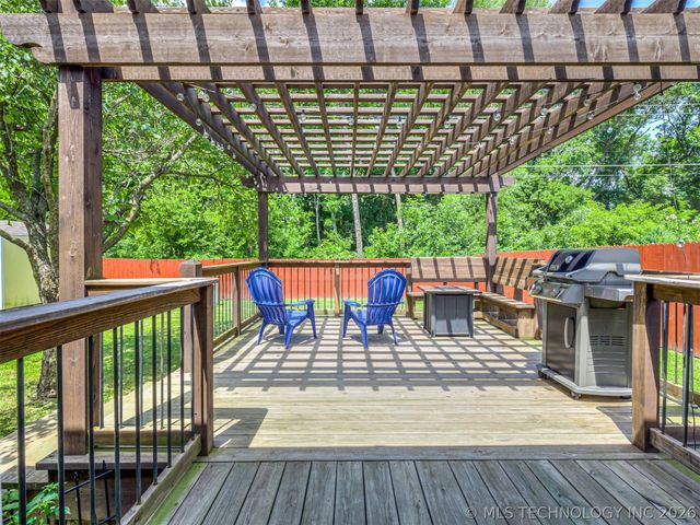 2931 Rodeo Drive, Claremore, OK 74017