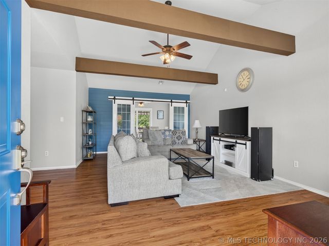 2931 Rodeo Drive, Claremore, OK 74017