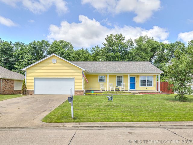 2931 Rodeo Drive, Claremore, OK 74017