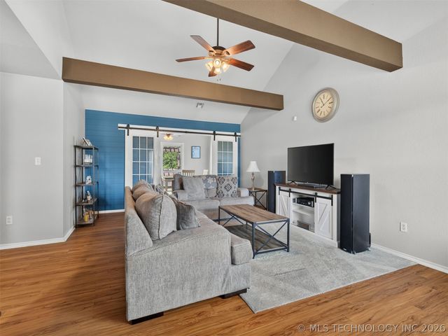 2931 Rodeo Drive, Claremore, OK 74017