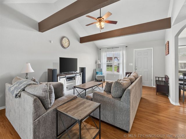 2931 Rodeo Drive, Claremore, OK 74017