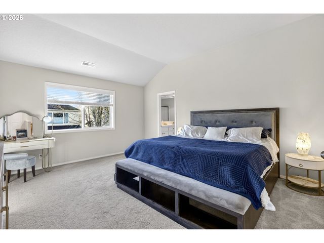 2676 Ne CHARLOIS Dr, Hillsboro, OR 97124