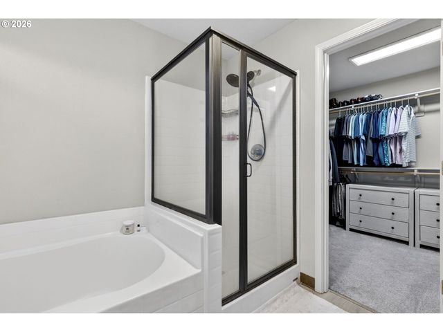 2676 Ne CHARLOIS Dr, Hillsboro, OR 97124