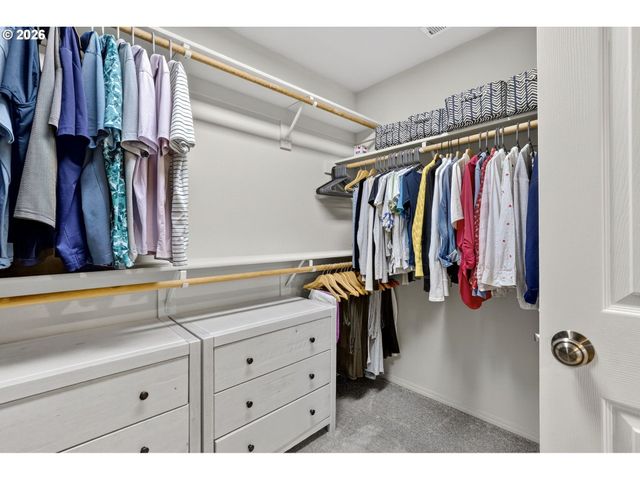 2676 Ne CHARLOIS Dr, Hillsboro, OR 97124