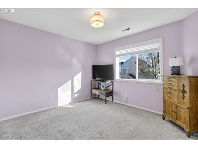 2676 Ne CHARLOIS Dr, Hillsboro, OR 97124