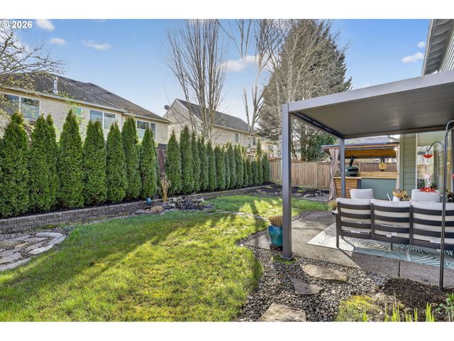 2676 Ne CHARLOIS Dr, Hillsboro, OR 97124