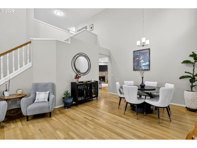 2676 Ne CHARLOIS Dr, Hillsboro, OR 97124