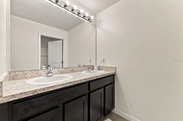 506 DIAMOND RIDGE ROAD, Seffner, FL 33584