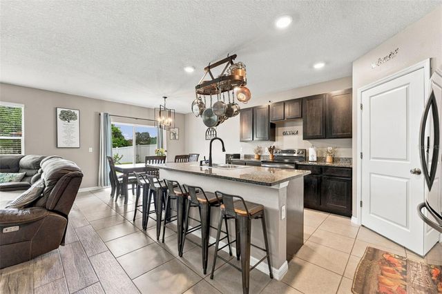 506 DIAMOND RIDGE ROAD, Seffner, FL 33584