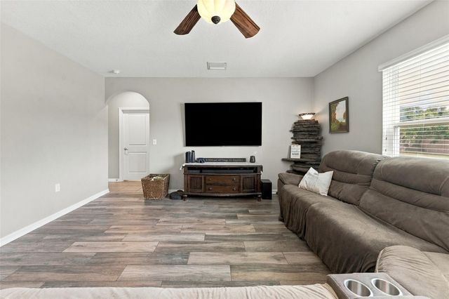 506 DIAMOND RIDGE ROAD, Seffner, FL 33584