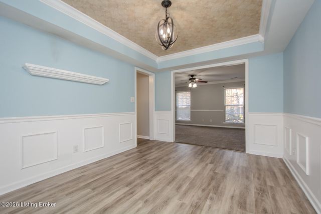 5206 Charlbury Ct, Louisville, KY 40241