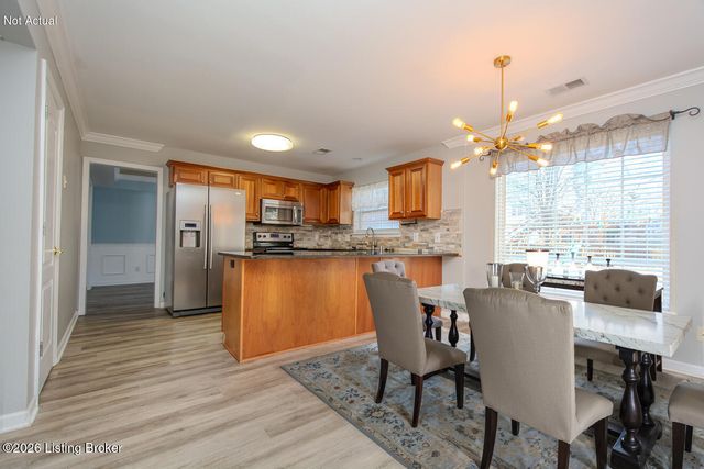 5206 Charlbury Ct, Louisville, KY 40241