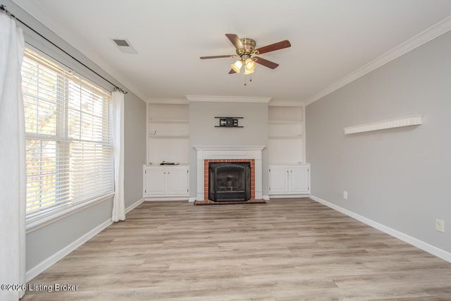 5206 Charlbury Ct, Louisville, KY 40241