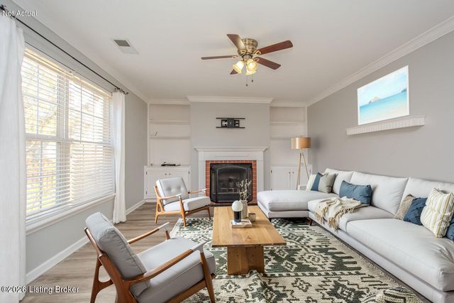 5206 Charlbury Ct, Louisville, KY 40241