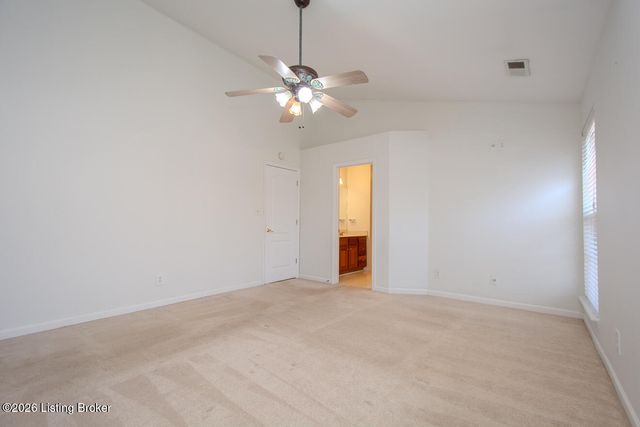 5206 Charlbury Ct, Louisville, KY 40241