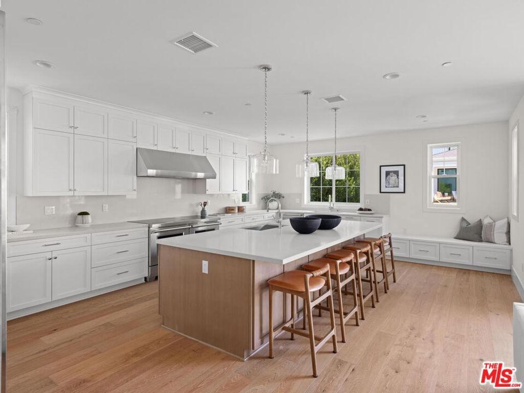 11957 Modjeska Place, Los Angeles, CA 90066 — photo 3