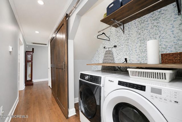 34 W Lincoln Circle, Red Bank, NJ 07701